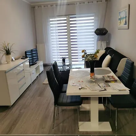 شقة Apartament Pod Lipami كولوبرزيغ